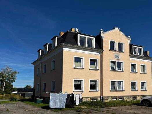 Mehrfamilienhaus zum Kauf als Kapitalanlage geeignet 469.000 € 10 Zimmer 235 m² 300 m² Grundstück Heidenau 01809