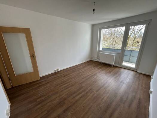 Wohnung zur Miete 342 € 3 Zimmer 58,9 m² 1. Geschoss Hans-Stubbe-Straße 20 Gatersleben Seeland 06466