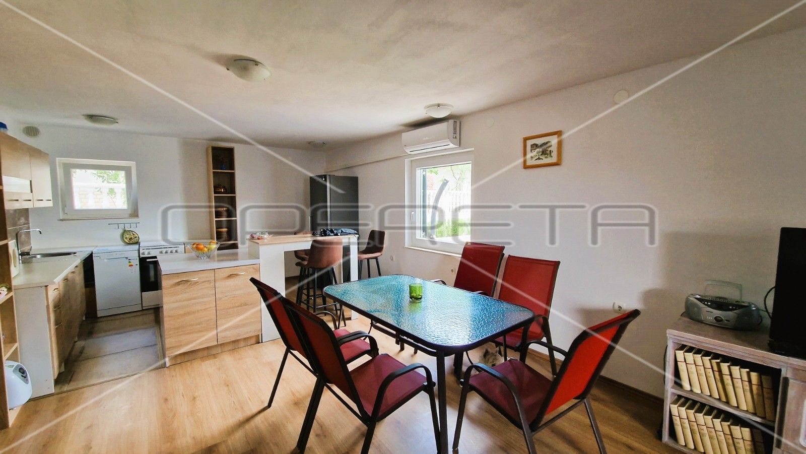 Haus zum Kauf 370.000 € 6 Zimmer 233 m²<br/>Wohnfläche 289 m²<br/>Grundstück Augusta Senoe Krusevo