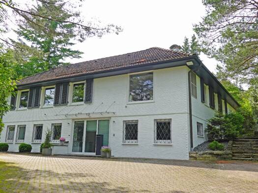 Einfamilienhaus zum Kauf 798.000 € 6 Zimmer 200 m² 1.397 m² Grundstück frei ab sofort Bendestorf 21227