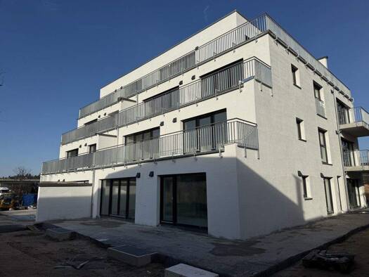 Wohnung zum Kauf - Erstbezug provisionsfrei 449.000 € 4 Zimmer 102 m² frei ab 31.03.2026 Feucht 90537