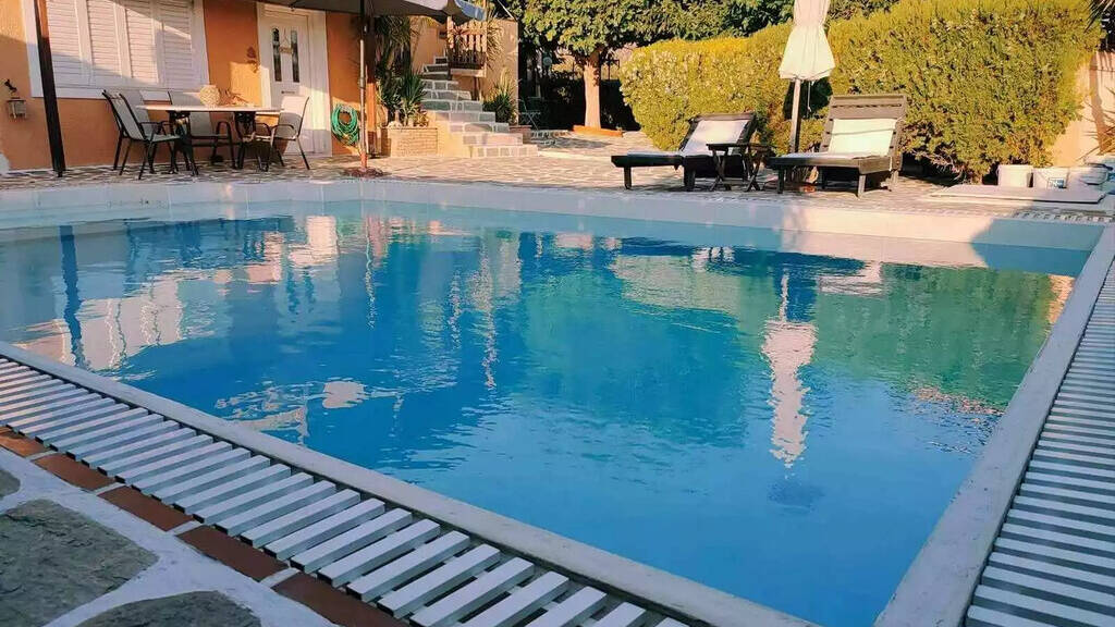 Einfamilienhaus zum Kauf 500.000 € 5 Zimmer 220 m² 1.000 m² Grundstück Attika