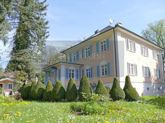 Villa zum Kauf 555.000 € 6 Zimmer 215 m² 2.010 m² Grundstück Oberlungwitz 09353