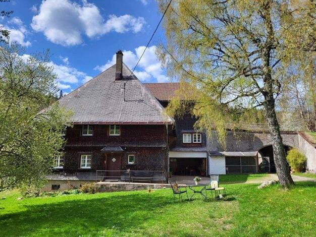 Bauernhaus zum Kauf 1.590.000 € 17 Zimmer 510 m² 9.632 m² Grundstück frei ab sofort Schönenbach Schluchsee 79859