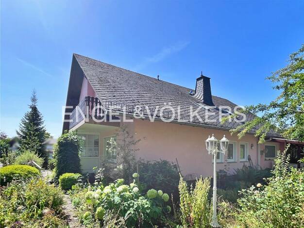 Einfamilienhaus zum Kauf 362.000 € 6 Zimmer 186 m² 827 m² Grundstück Nastätten 56355
