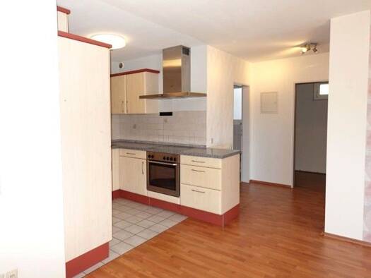 Wohnung zum Kauf 175.000 € 2,5 Zimmer 58,7 m² 1. Geschoss frei ab sofort Ötisheim Ötisheim 75443