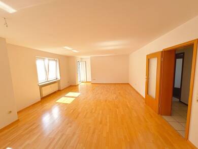 Wohnung zum Kauf 489.000 € 4 Zimmer 94 m² 1. Geschoss Weilheim Weilheim in Oberbayern 82362