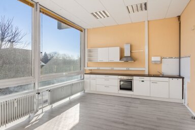 Wohnung zum Kauf 673.000 € 9 Zimmer 220 m² Wolfram- und Herrenbachviertel Augsburg 86161