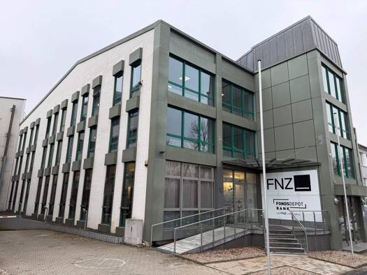 Büro zur Miete provisionsfrei 7 € 3.293,9 m² Bürofläche teilbar ab 914,3 m² Windmühlenweg 12 Innenstadt Hof 95030