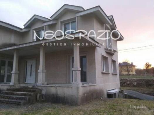 Chalet zum Kauf 400.000 € 4 Zimmer 200 m² Lugo 27004