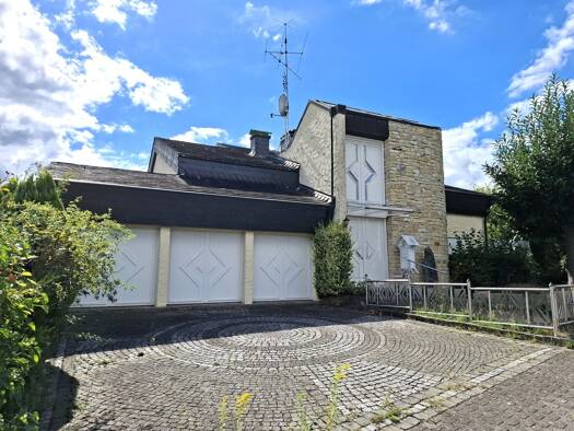 Einfamilienhaus zum Kauf 549.000 € 11 Zimmer 448 m² 1.182 m² Grundstück frei ab sofort Büschenberg 16 a Hausbach Losheim am See 66679