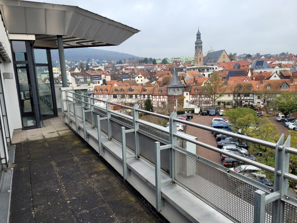 Penthouse zum Kauf 400.000 € 2 Zimmer 89,2 m²<br/>Wohnfläche ab sofort<br/>Verfügbarkeit Hofheim Hofheim am Taunus 65719