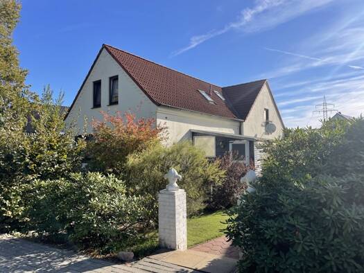 Mehrfamilienhaus zum Kauf 399.000 € 8 Zimmer 196 m² 1.303 m² Grundstück Beckedorf Schwanewede 28790