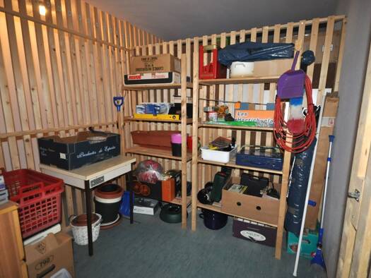Wohnung zur Miete 510 € 2 Zimmer 64,3 m² frei ab sofort Suhl 98527