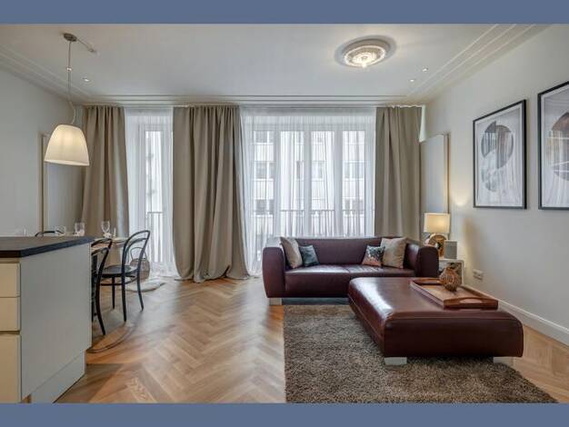 Wohnung zur Miete 2.000 € 2 Zimmer 59 m² frei ab 14.09.2026 Maxvorstadt München 80798