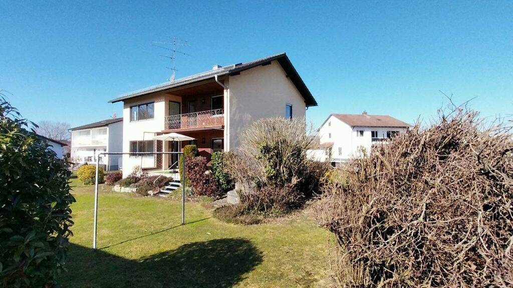 Einfamilienhaus zum Kauf 369.000 € 6 Zimmer 175 m² 941 m² Grundstück frei ab sofort Osterhofen 94486