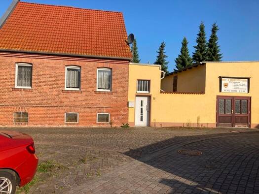 Haus zum Kauf 59.000 € 90 m² 260 m² Grundstück Biendorf Bernburg 06406