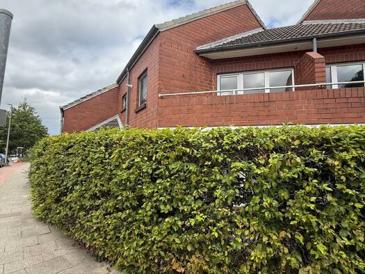 Wohnung zur Miete 795 € 2 Zimmer 67 m² Geschoss 1/2 frei ab 01.12.2026 Habenhausen Bremen 28279