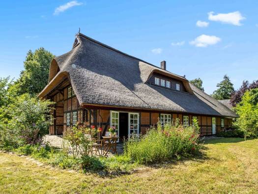 Haus zum Kauf provisionsfrei 1.590.000 € 8 Zimmer 340 m² 2.877 m² Grundstück Campow Utecht 19217