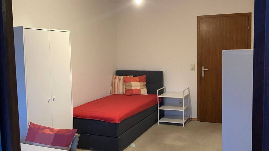 WG-Zimmer zur Miete 400 € 13 m² Geschoss 1/2 frei ab sofort Weststadt Tübingen 72070