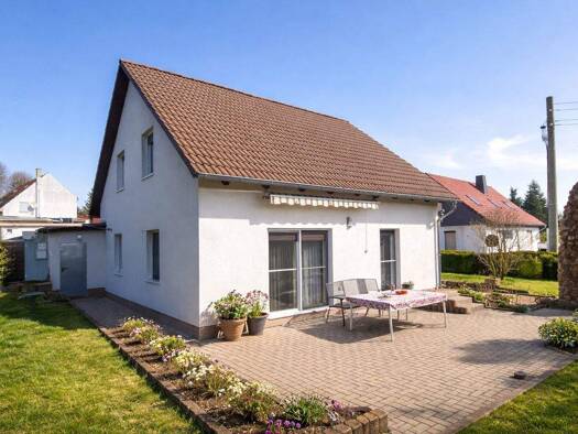Einfamilienhaus zum Kauf 239.000 € 5 Zimmer 120 m² 685 m² Grundstück Benndorf 06308