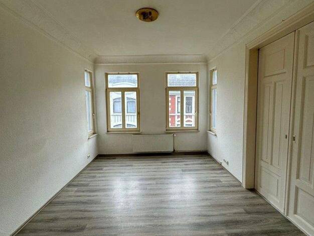 Mehrfamilienhaus zum Kauf provisionsfrei als Kapitalanlage geeignet 585.000 € 703 m² Körnerstr.13 Lehe Bremerhaven 27576