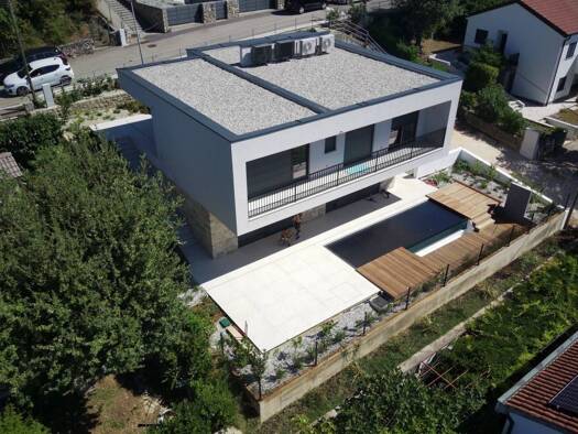 Einfamilienhaus zum Kauf - Erstbezug 1.690.000 € 4 Zimmer 272 m² Omišalj 51512