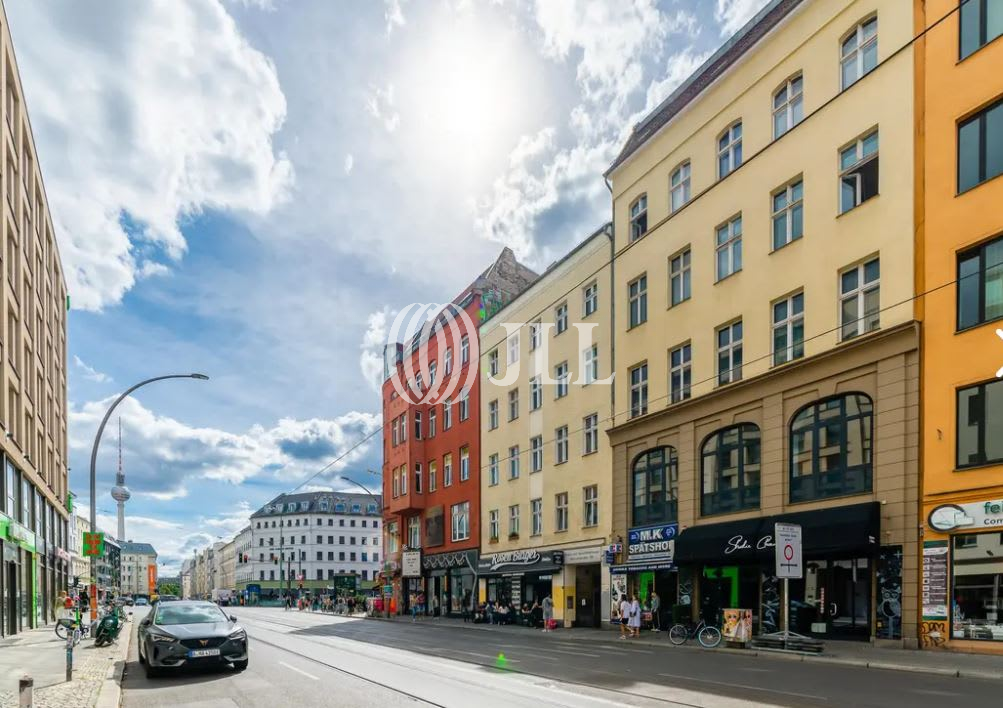 Bürofläche zur Miete 28 € 105 m²<br/>Bürofläche ab 105 m²<br/>Teilbarkeit Mitte Berlin 10119