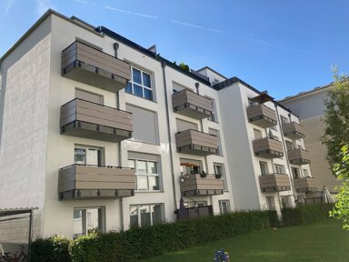 Wohnung zur Miete nur mit Wohnberechtigungsschein 790 € 3 Zimmer 74,5 m² 1. Geschoss frei ab 01.11.2024 Landsberger Str. 49 1/3 Haunstetten - West Augsburg 86179