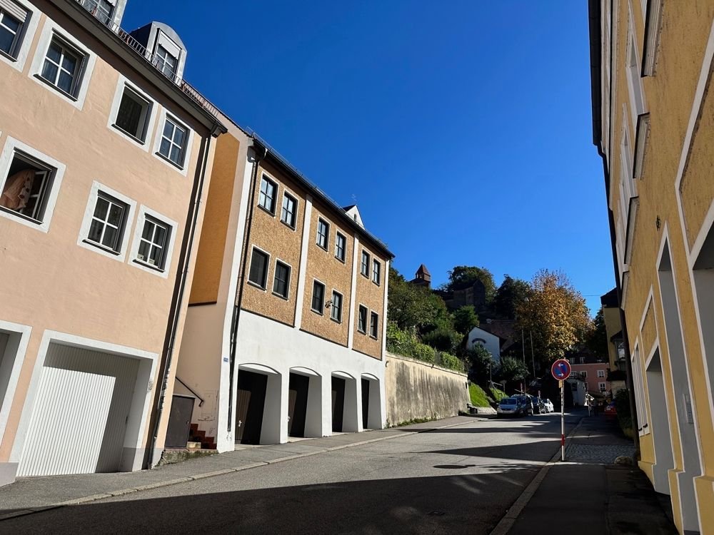 Wohnung zur Miete 1.095 € 3 Zimmer 91 m²<br/>Wohnfläche 1.<br/>Geschoss Berg Landshut 84028