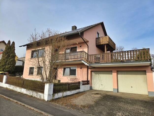 Einfamilienhaus zum Kauf 239.000 € 7 Zimmer 227 m² 711 m² Grundstück frei ab sofort Prölsdorf Rauhenebrach 96181