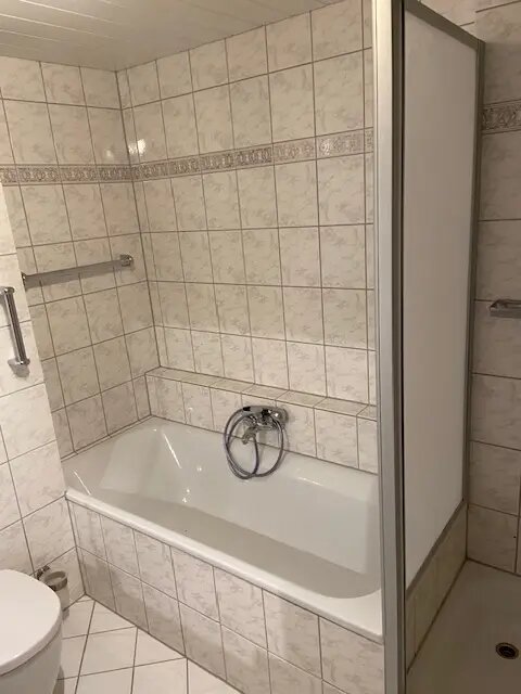 Wohnung zur Miete 700 € 4 Zimmer 108 m²<br/>Wohnfläche ab sofort<br/>Verfügbarkeit Amselstraße Berghausen Pfinztal 76327