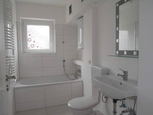 Wohnung zum Kauf 175.000 € 2 Zimmer 50,7 m² frei ab sofort Hochfeld Augsburg 86159