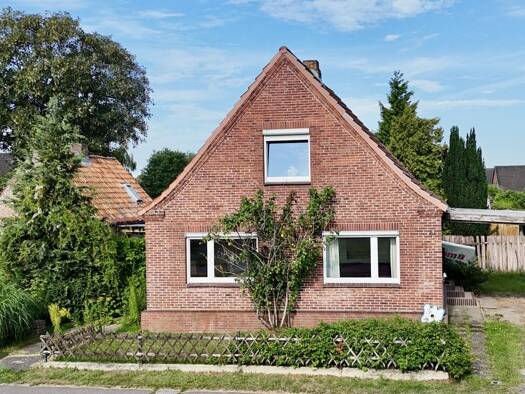Einfamilienhaus zum Kauf 139.000 € 3 Zimmer 110 m² 788 m² Grundstück Meldorf 25704