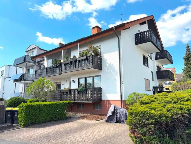 Wohnung zur Miete 875 € 3 Zimmer 77 m² Dachgeschoss Aschaffenburg 63741