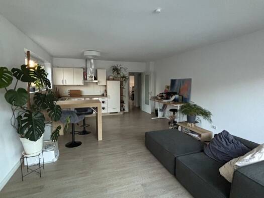 Wohnung zur Miete 925 € 3 Zimmer 83,1 m² 2. Geschoss frei ab 01.11.2026 Edewechter Landstraße Eversten Oldenburg (Oldb) 26131