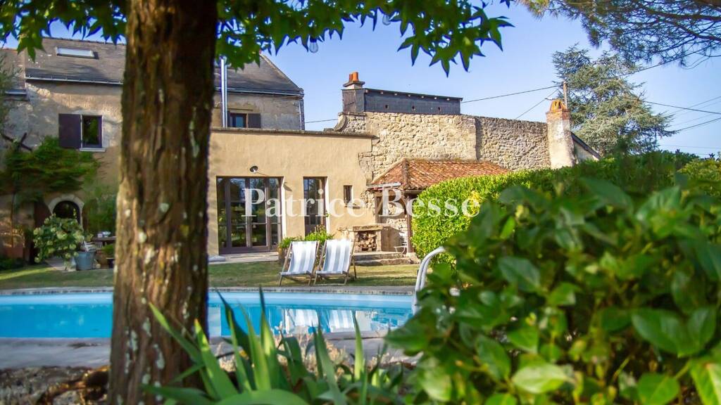 Einfamilienhaus zum Kauf 500.000 € 7 Zimmer 250 m² 3.725 m² Grundstück Saumur 49400