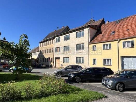 Mehrfamilienhaus zum Kauf 185.000 € 25 Zimmer 600 m² 1.082 m² Grundstück Am Markt 17 Bürgel 07616