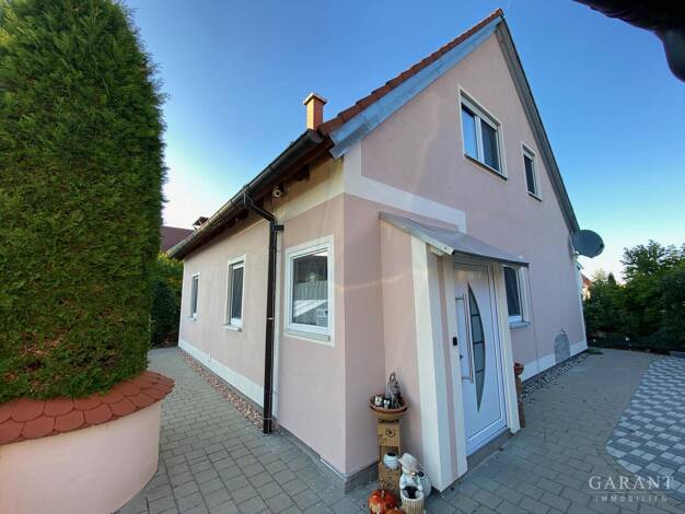 Einfamilienhaus zum Kauf 375.000 € 5,5 Zimmer 108 m² 711 m² Grundstück Dürrenzimmern Nördlingen 86720