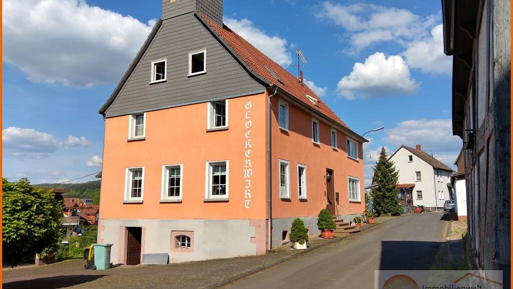 Haus zum Kauf 265.000 € 12 Zimmer 268,8 m² 584 m² Grundstück Marborn Steinau an der Straße / Marborn 36396