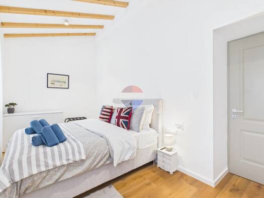 Reihenmittelhaus zur Miete 1.200 € 4 Zimmer 135 m² 57 m² Grundstück Novigrad 52466