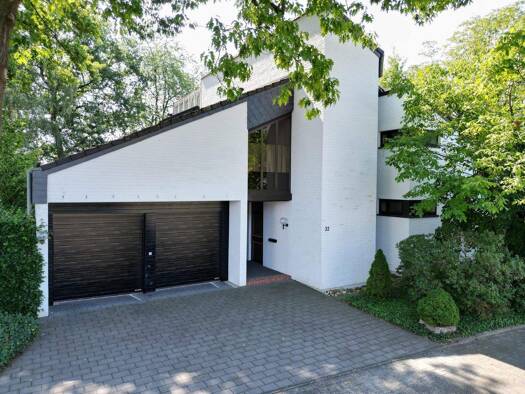 Einfamilienhaus zum Kauf 850.000 € 7 Zimmer 370,6 m² 1.252 m² Grundstück Schloß Neuhaus Paderborn 33104