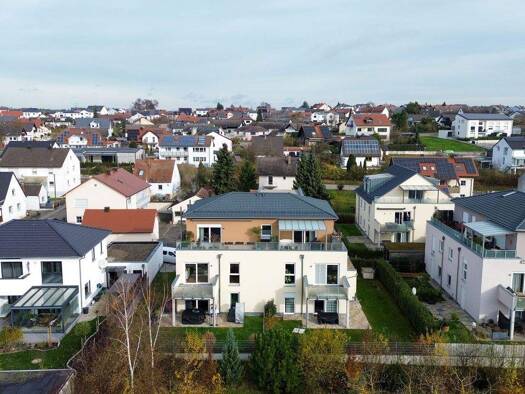 Wohnung zum Kauf 370.000 € 3 Zimmer 94 m² 1. Geschoss frei ab 01.02.2026 Großmehring 85098