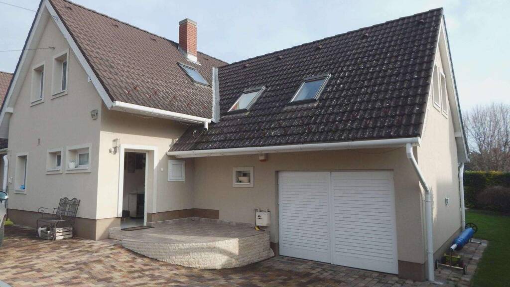 Einfamilienhaus zum Kauf 542.100 € 5 Zimmer 170 m² 588 m² Grundstück frei ab sofort Balatonfüred 8230