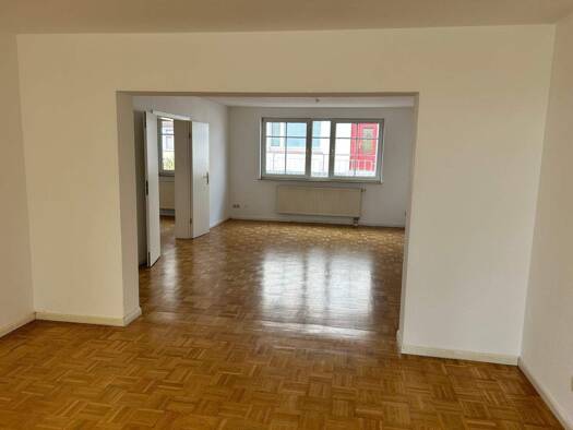 Wohnung zur Miete 825 € 5 Zimmer 137,3 m² 1. Geschoss frei ab sofort Hohe Straße 26 Augustusburg 09573
