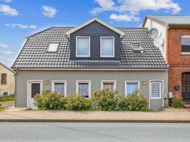 Einfamilienhaus zum Kauf 180.000 € 5 Zimmer 120 m² 501 m² Grundstück Jördenstorf 17168