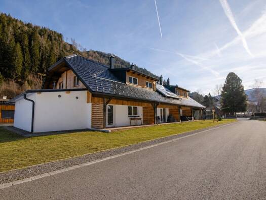 Gewerbeobjekt zum Kauf als Kapitalanlage geeignet 1.089.000 € 13 Zimmer 72,7 m² 862 m² Grundstück Thomatal 5592