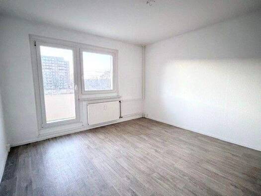 Wohnung zur Miete 282 € 3 Zimmer 56,3 m² 2. Geschoss Albert-Schweitzer-Straße 36 Chrieschwitz Plauen 08529