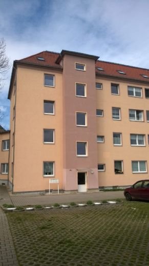 Wohnung zur Miete 320 € 2 Zimmer 60 m²<br/>Wohnfläche 3.<br/>Geschoss 01.10.2024<br/>Verfügbarkeit Reichenbacher Str. 87a Reichenbacher Straße / Freiheitsiedlung 411 Zwickau 08056