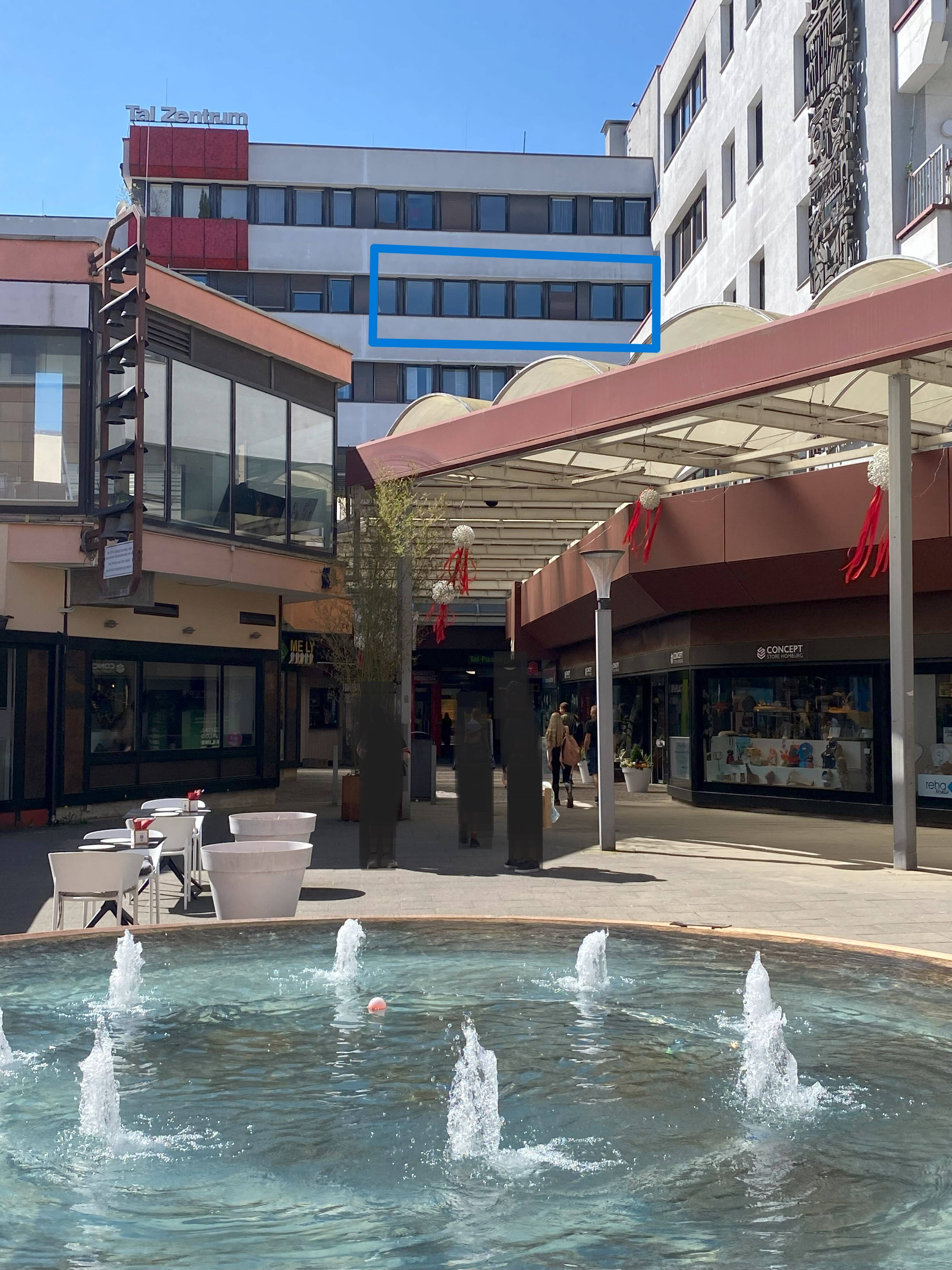 Stadtwohnung für Jung und Alt !!  Fast barrierefrei  ! 2 ZKB-ETW mit Aufzug, EBK und TG-Stellplatz.